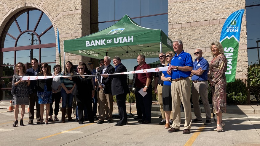 Members of the Bank of Utah and St. George communities celebrate the branch opening in St. George.