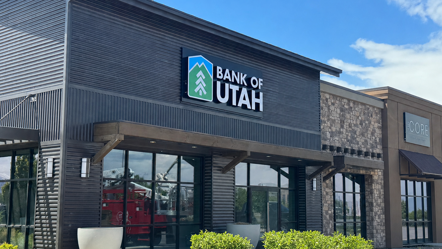 external shot of the Spanish Fork location building highlighting the Bank of Utah logo sign