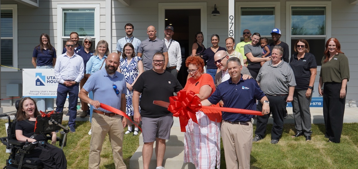 Parkview Place UHC Ribbon Cutting